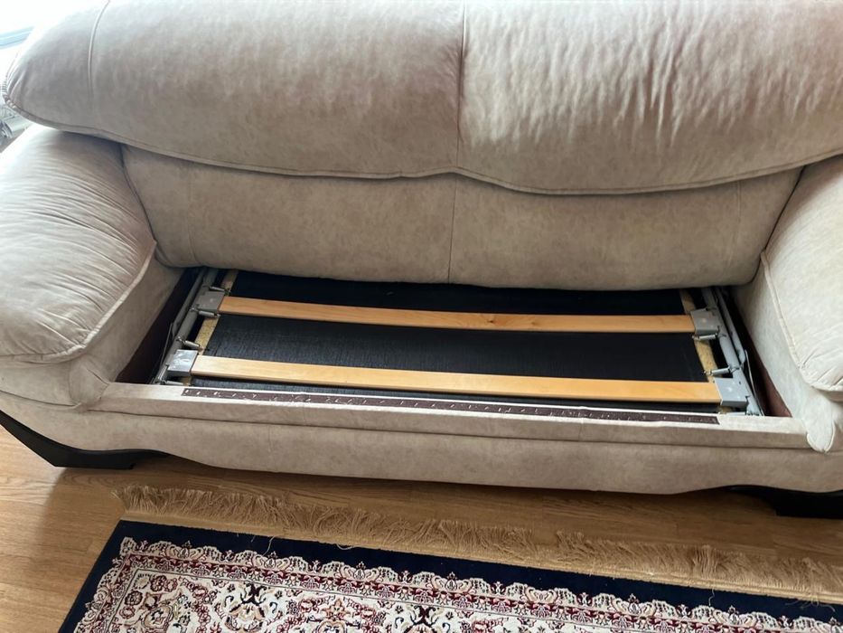 Мягкий уголок в отличном состоянии