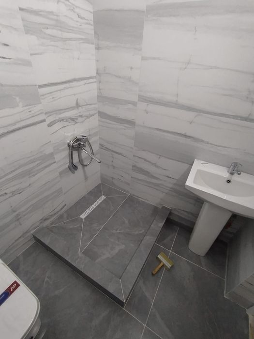 Шымкент. Кафельщик. кафель.