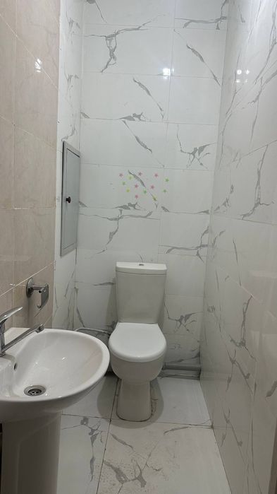 Продается 2 ух комнатная квартира 63000