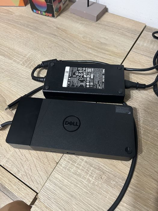 Docking station Dell WD22TB4, Thunderbolt, 180W, Gigabit Ethernet