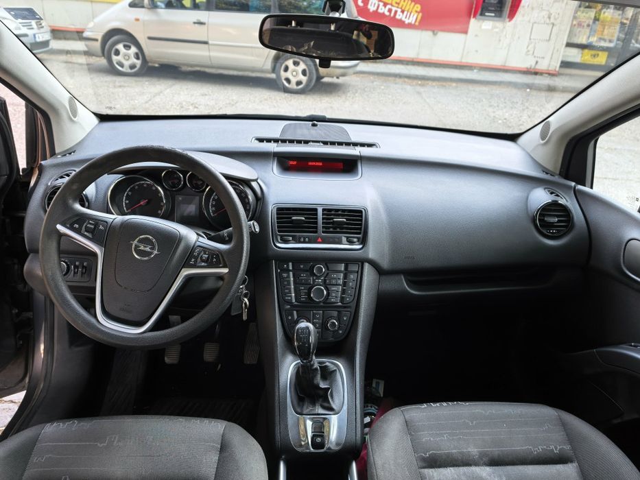 Опел мерива В 1.4 120 кс
