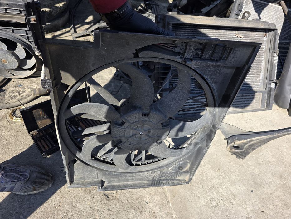 Ventilator BMW E60 3.0 Electroventilator BMW E60