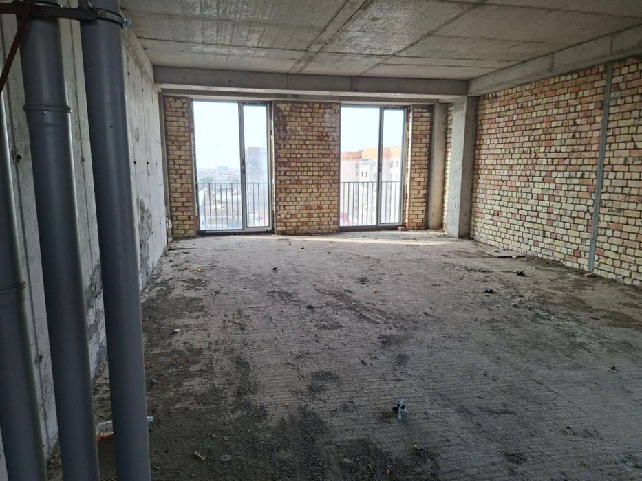 Продается 4х комнатная квартира,ЖК Амир Темур,м Шахристанская,130м2