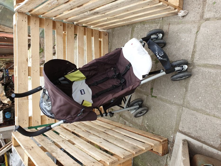 Продавам количка CHICCO