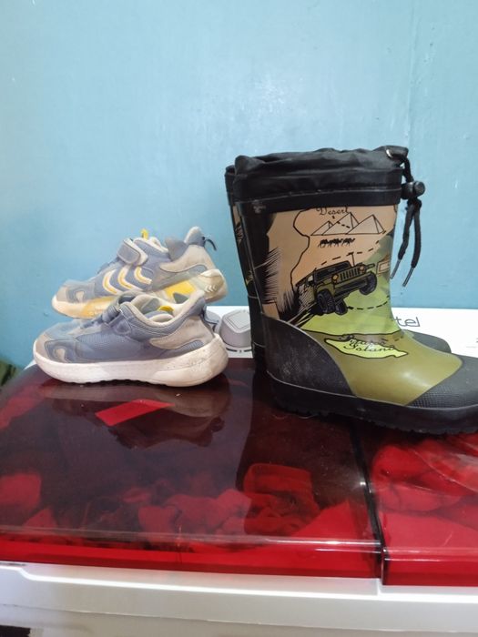 Детская обувь лето