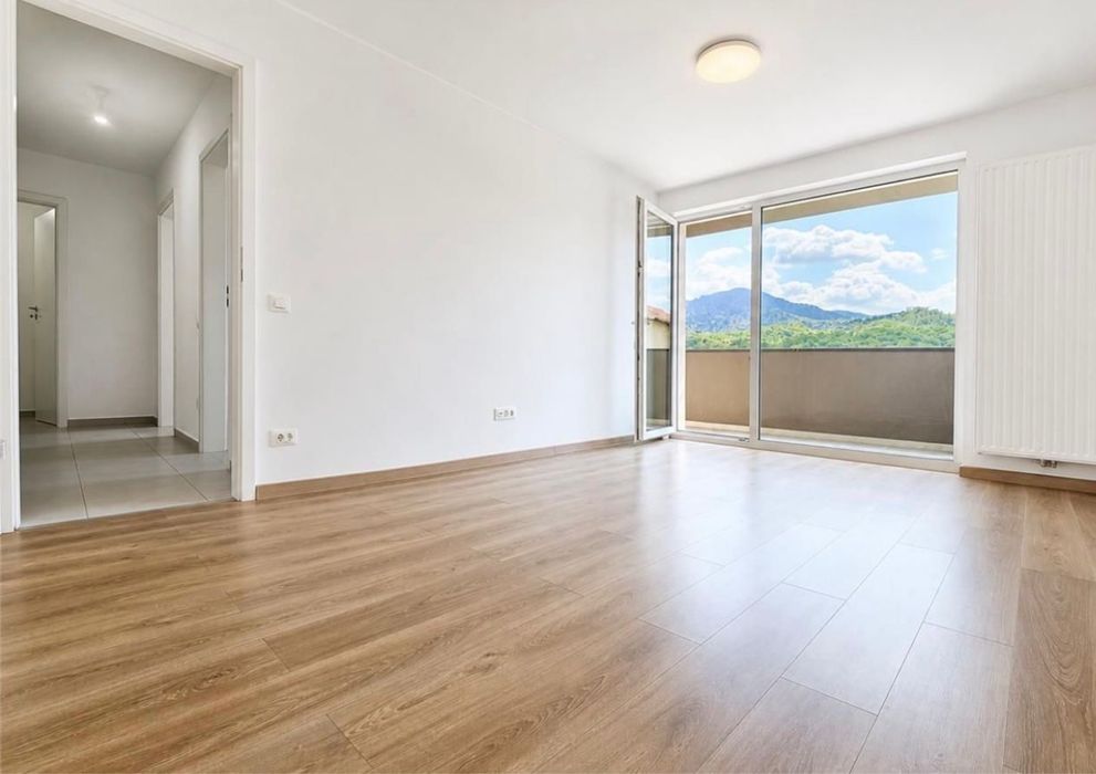 Inchiriez apartament Urban plaza