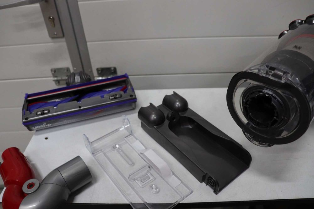 Вертикална прахосмукачка Dyson - V10 Absolute SV27, HEPA, сребриста