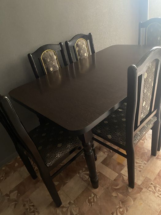 Продам стол со стульями