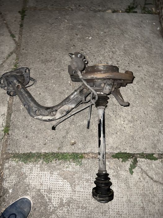 Brat stanga cu etrier spate bmw e46 320i