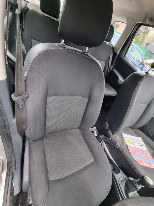 Interior complet Dacia Duster 2010 - 2013 SUV 4 Usi (1487)