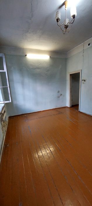 Троицкда высокопотолочный, кирпичный 2х без ремонт