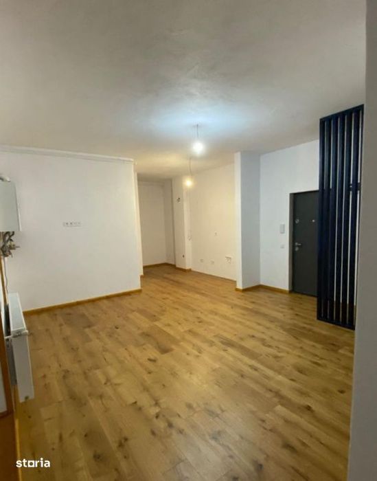 Apartament 2 Camere, 47mp, terasa 29mp, Zona Eroilor — fotografia 1