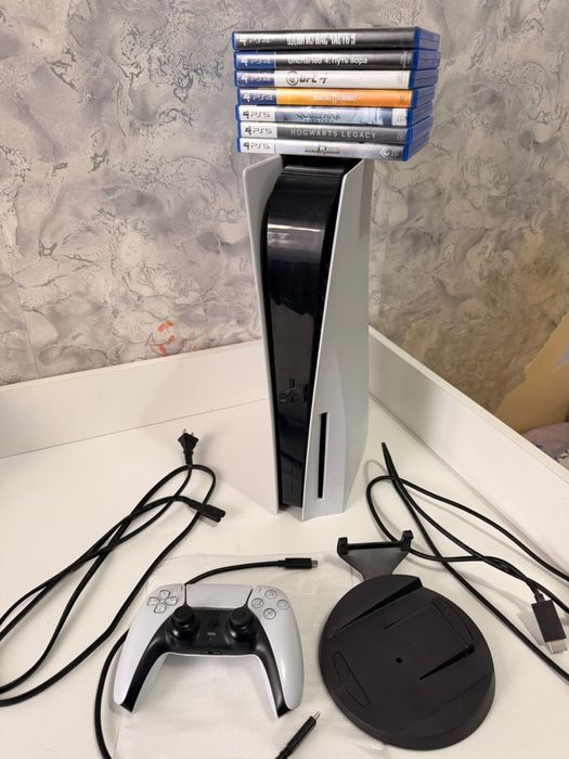 Продам плейстейшен 5 с играми