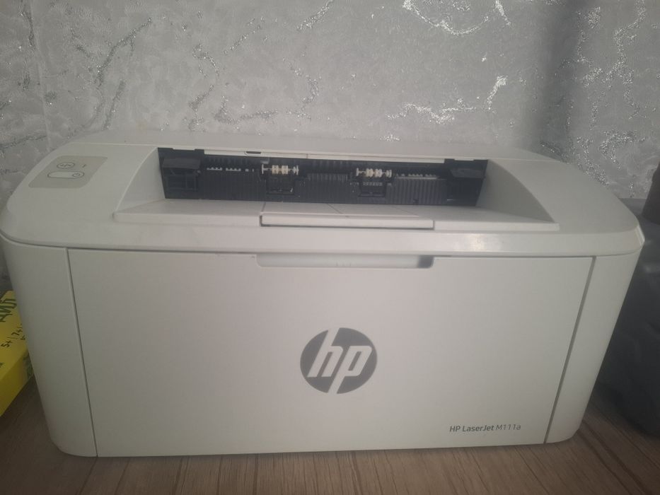 Продам принтер hp