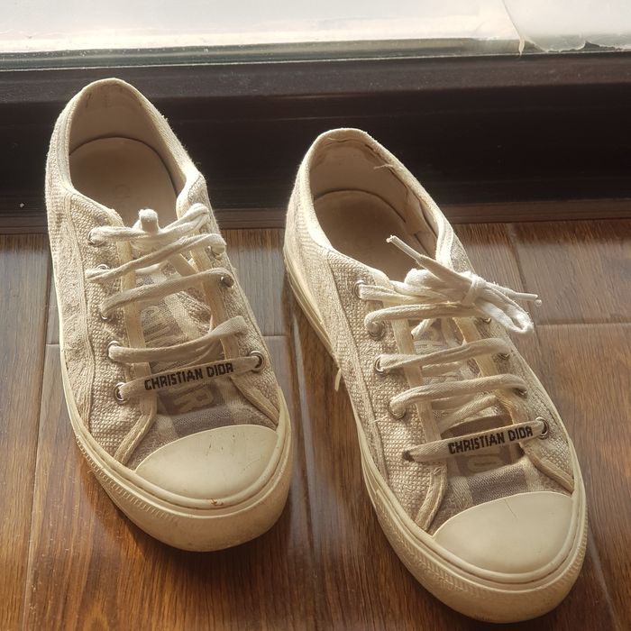 кроссовки бренда Dior