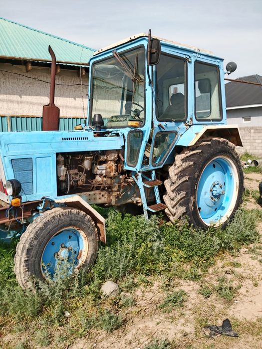 Трактор. Сельхозтехника