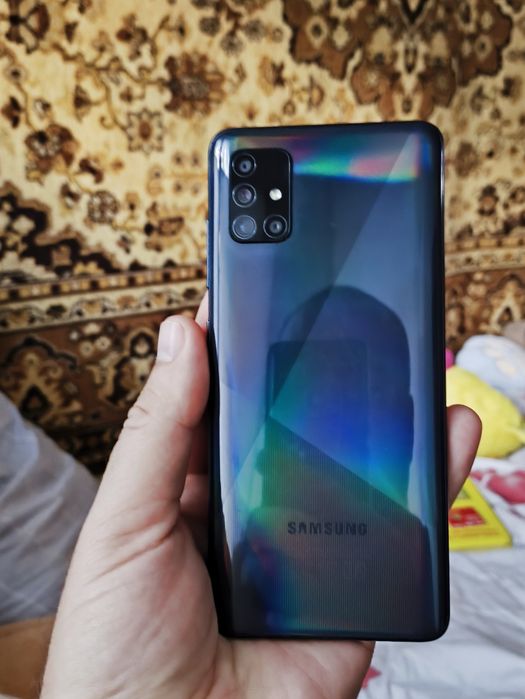 Samsung A51 4/64 в хорошем состоянии