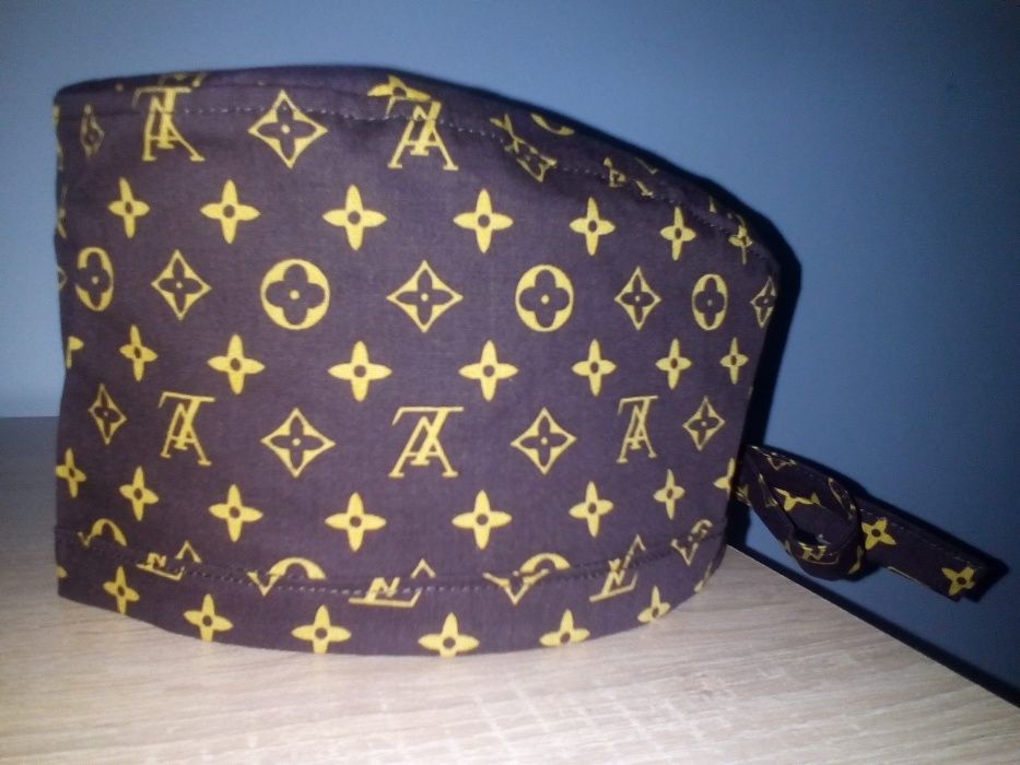 Работни шапки за много професии