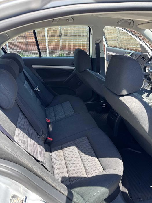 Skoda Octavia 2013 1.6 tdi benzina