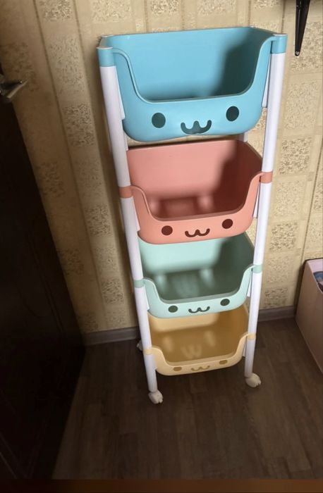 Стеллаж десткий