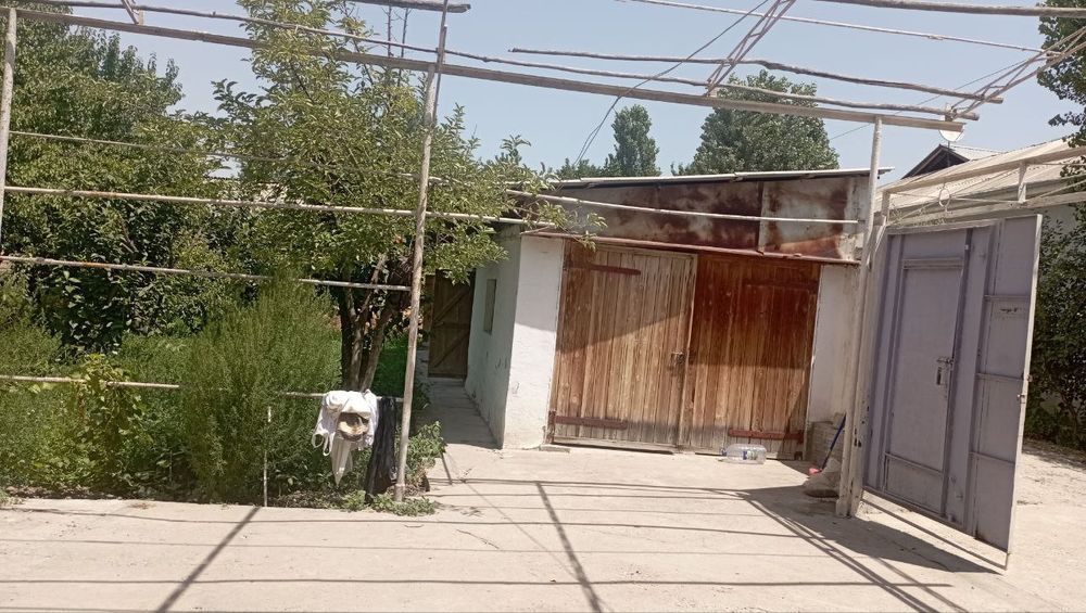 Xovli sotiladi arzon narxda