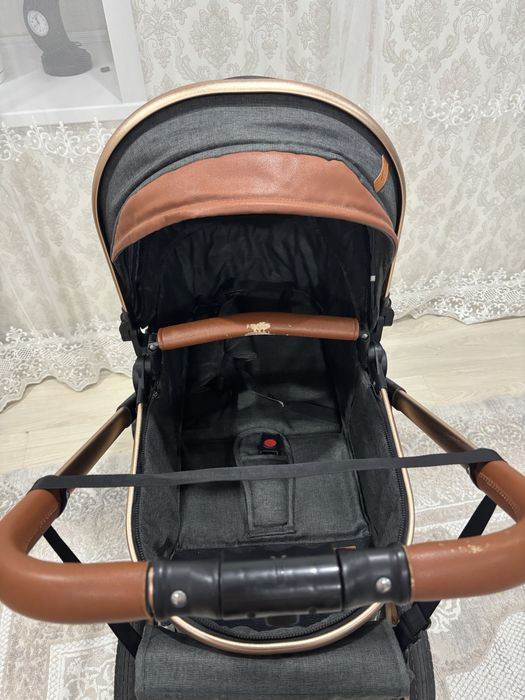 Продам детскую коляску (всесезонная)