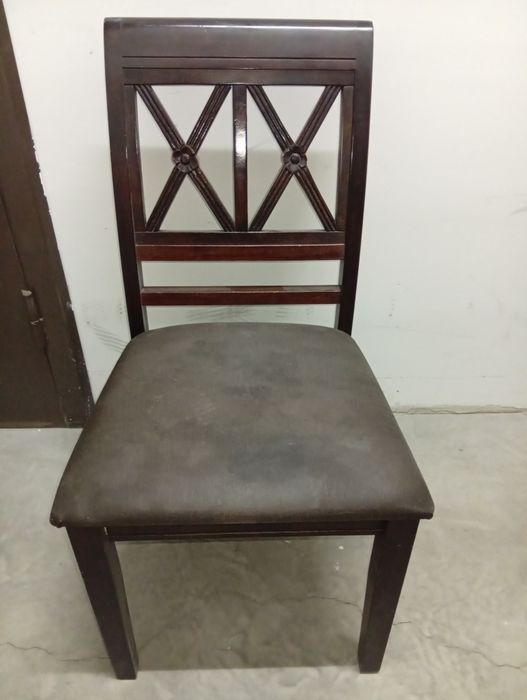 Продам 2 таких стула