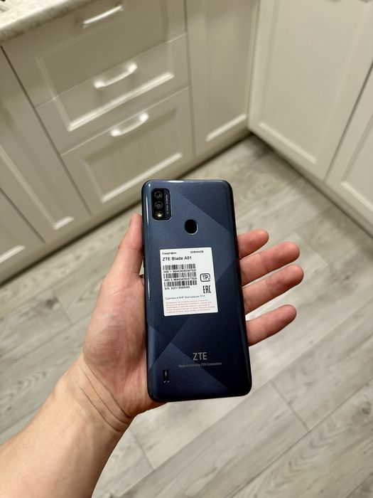 ZTE Blade A51 (iPhone, Samsung)