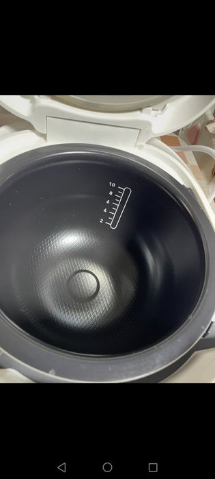 Vând oala multifuncțională Tefal