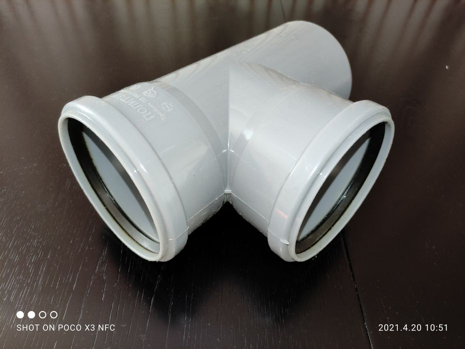 Продам Тройники на Канализацию