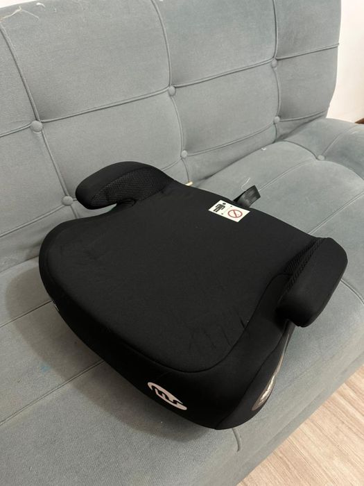 Автобустер с изофикс