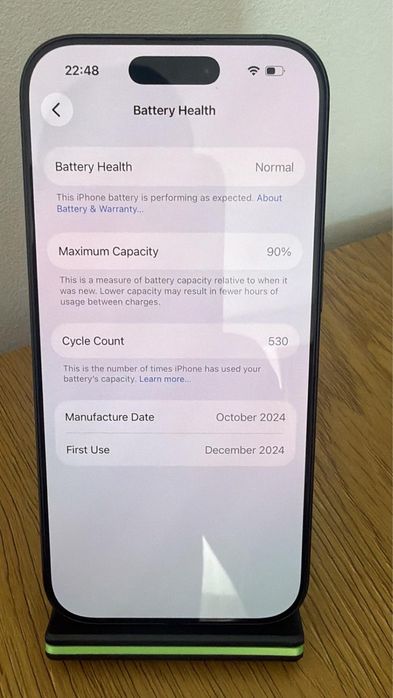 Apple iPhone 16 Pro – 128 GB  în stare IMPECABILĂ – 10/10 Sănătate baterie: 90% Model cu eSIM