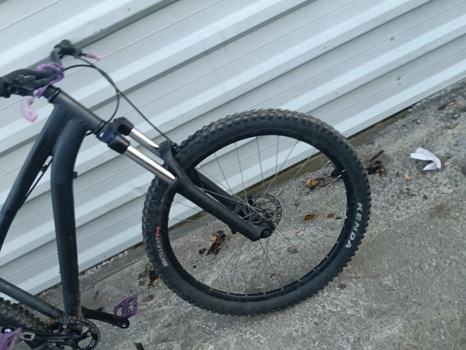 Vând bicicletă MTB 27.5