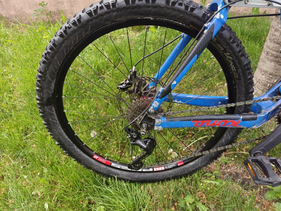 Bicicleta downhill Kona stinky 26