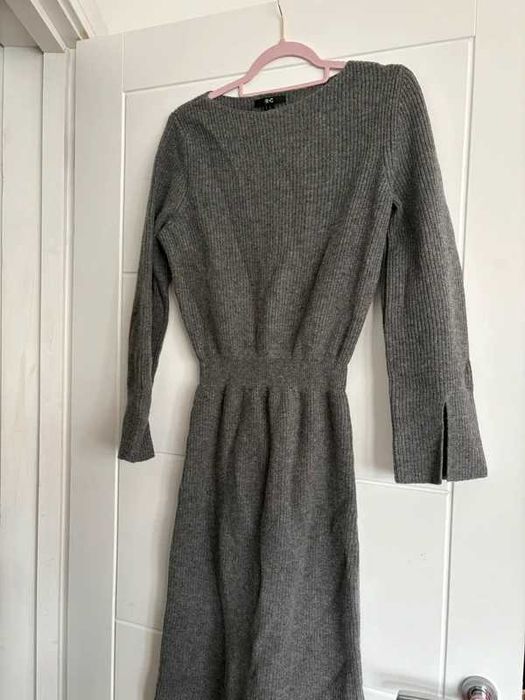 Uniqlo C:  нова вълнена рокля