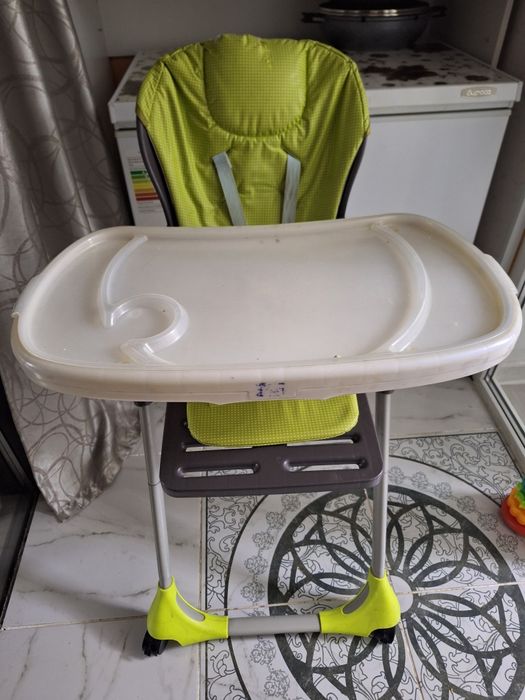 Детское кресло для питания