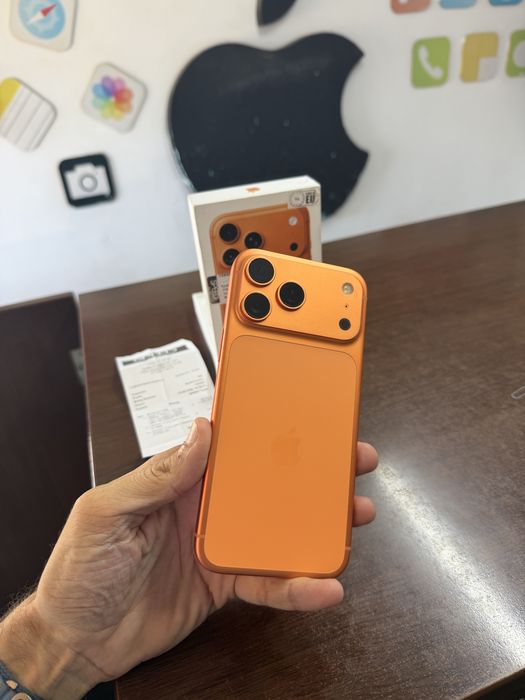 Vand Iphone 17 Pro Max 256Gb Full box impecabil