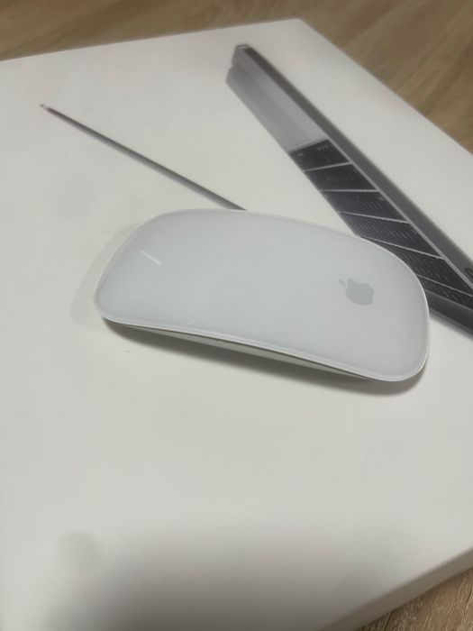 MacBook PRO Retina 2017 2.3 Ghz intel core i5