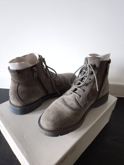 Велурени боти Geox