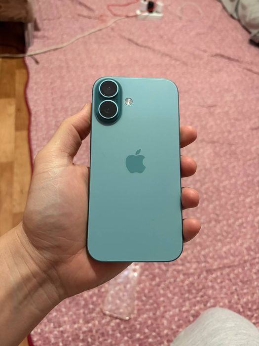 Айфон 16 в хорошем состоянии