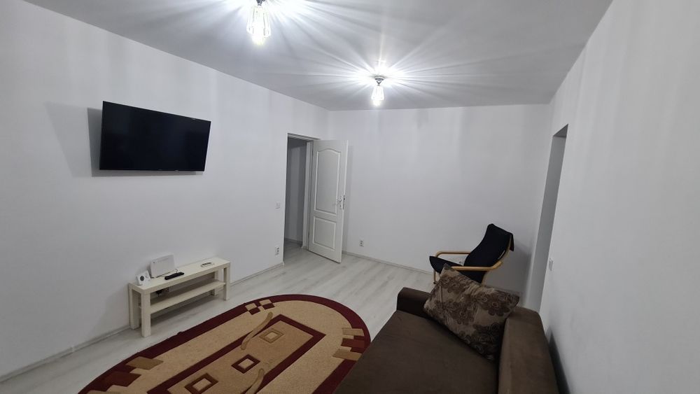 Inchiriez apartament 2 Camere semidecomandat in regim hotelier