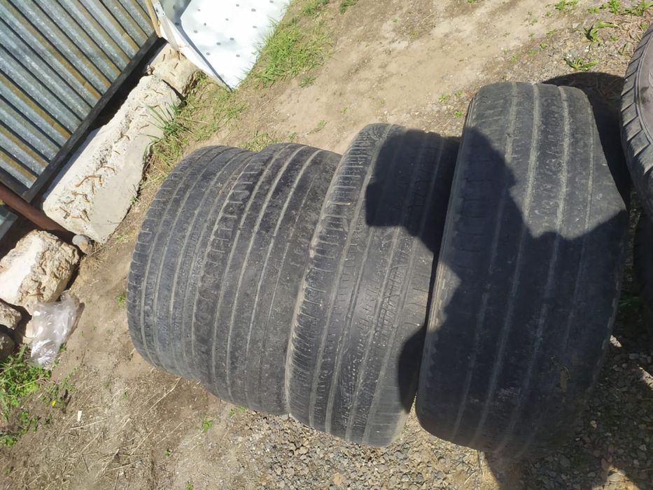 Летние резины 235/55/19 2шт