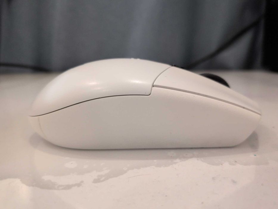 Logitech G305 Lightspeed безжична мишка, бяла, с USB приемник