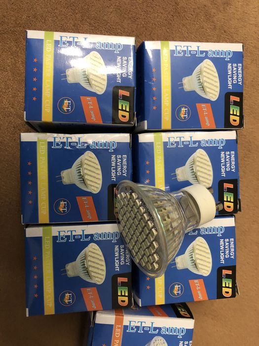 Vind becuri cu led cu dulie tip startar noi