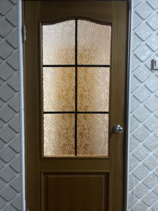 Двери межкомнатные деревянные