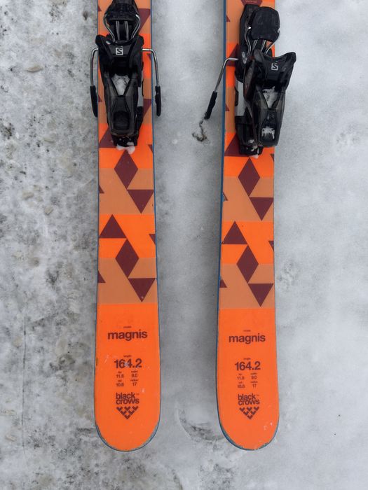 Skiuri black crows magnis 164,5