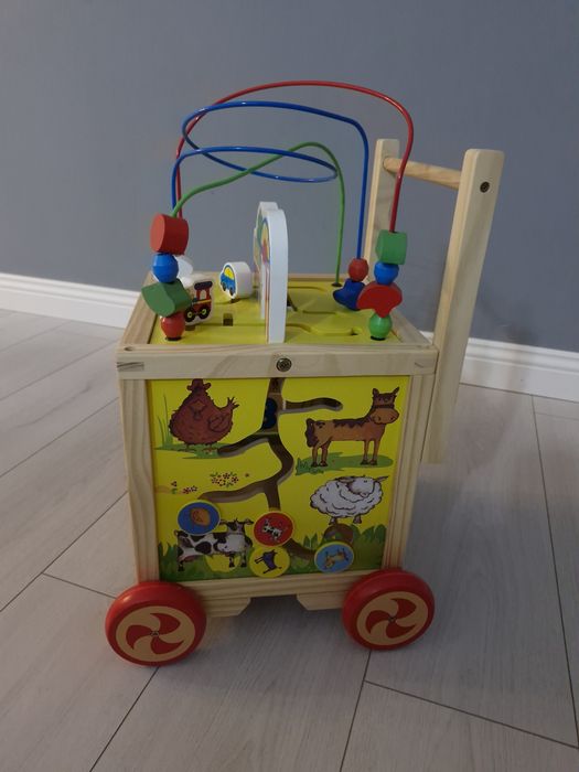 Antemergator Educational si Interactiv 6 in 1 Clock Walker Indiggo®, din Lemn