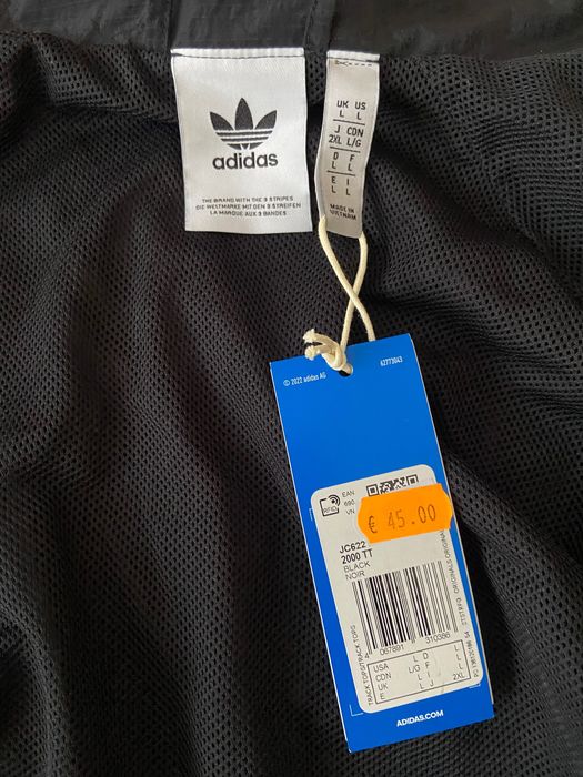 Adidas originals tracksuit/екип *ЧИСТО НОВ*