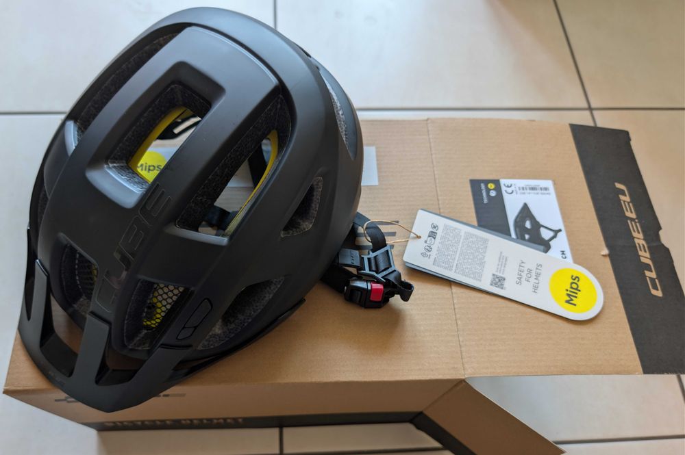 Cube Fleet MIPS - MTB каска