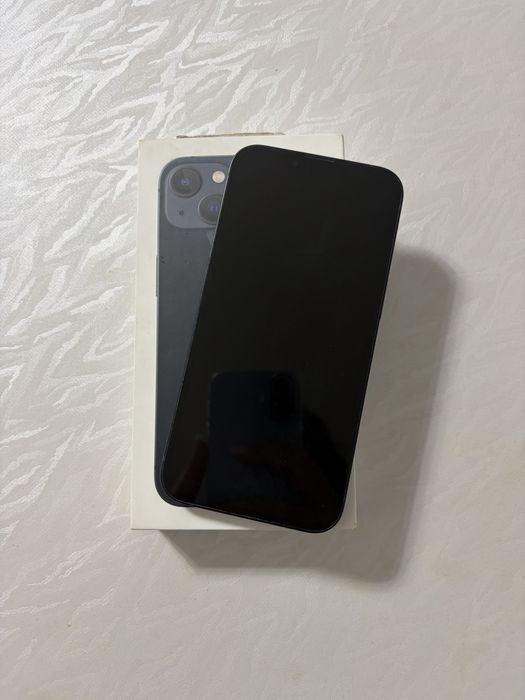 Продаю iphone 13 256  б/у